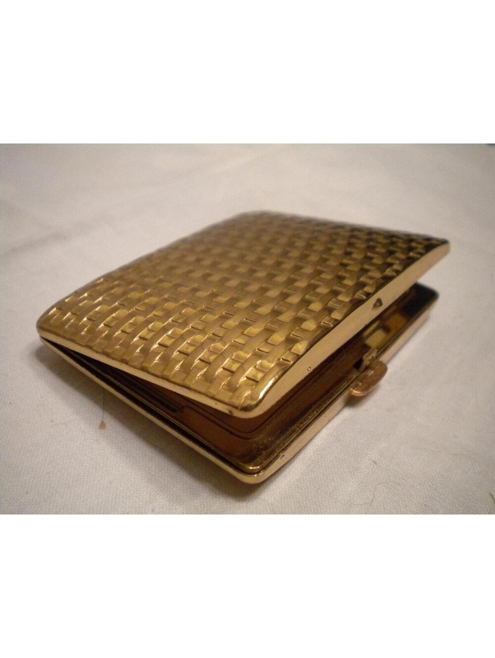Mid Century Basket Weave Compact